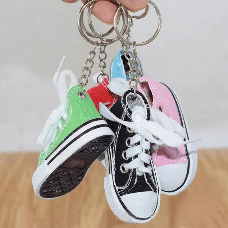porte-clés chaussure converse